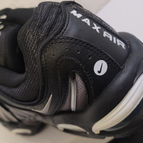 Nike | Shoes | Nike Air Max Tailwind Iv Shoe Sneakers Aq2567  display picture 2